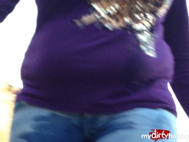 Jeans gepisdt und im Meer gebadet
